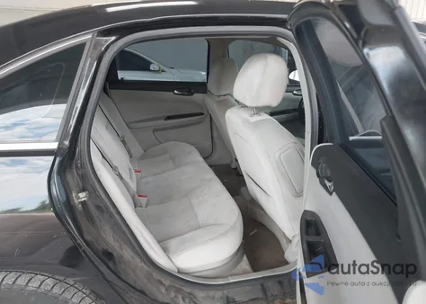 2011 Chevrolet Impala Ls z USA, uszkodzony, nr VIN 2G1WF5EK9B1175976